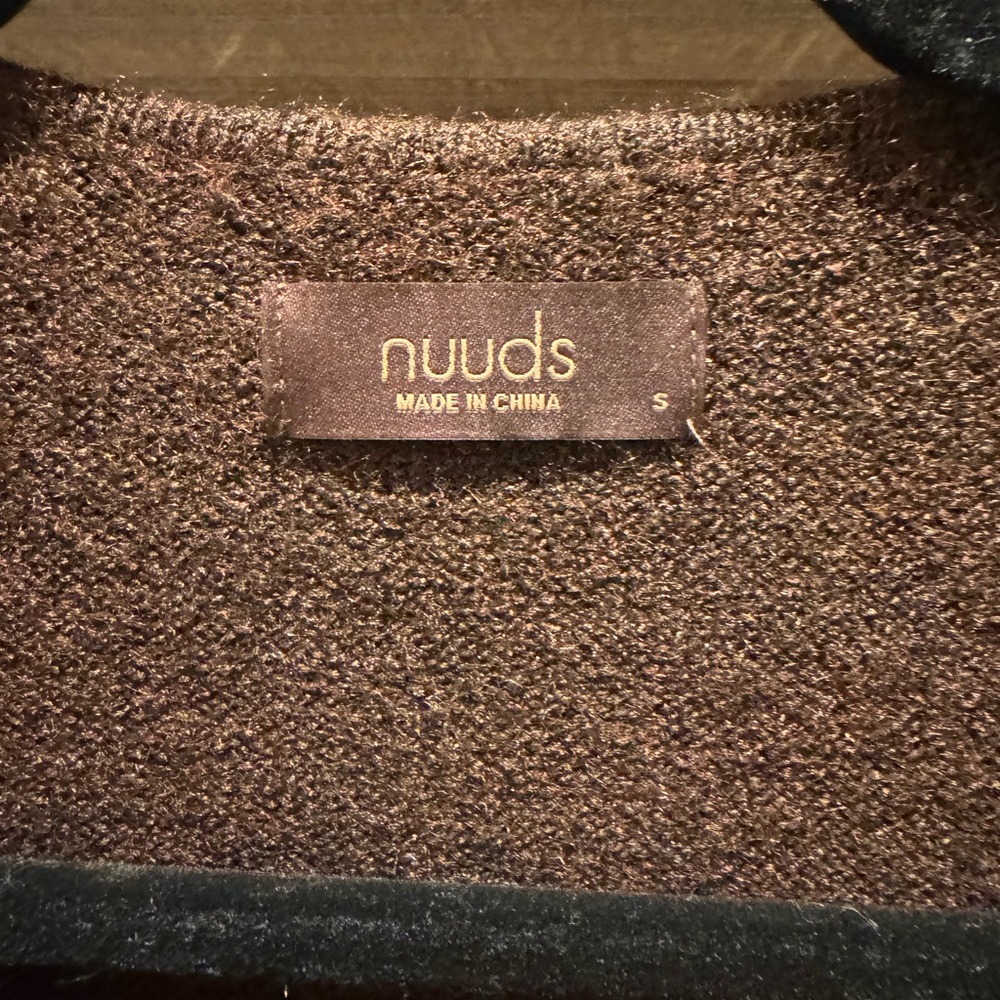 Nuuds brown sweater size small - Picture 2 of 4